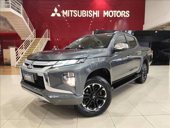 MITSUBISHI L200 TRITON 2.4 16V TURBO DIESEL SPORT HPE CD 4P 4X4 AUTOMÁTICO